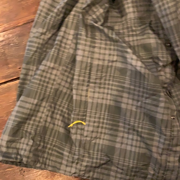 Eddie Bauer rain jacket - Picture 3 of 4
